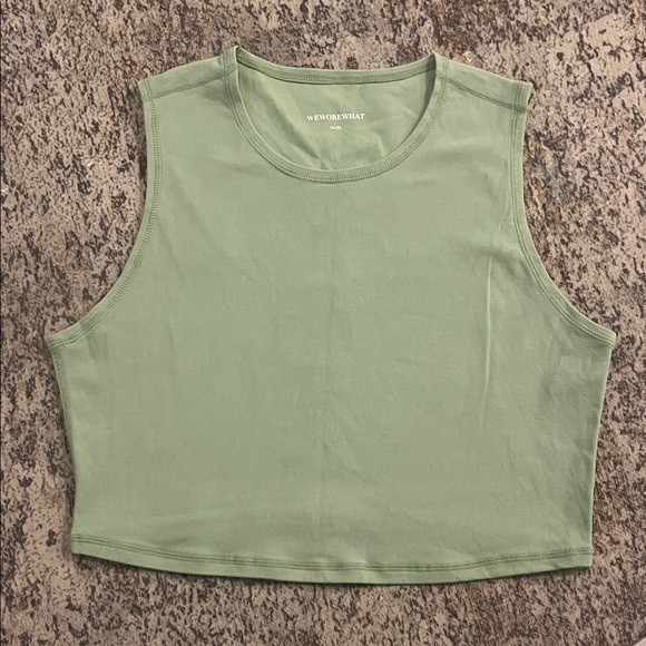 WeWoreWhat Tops - WeWoreThat Crop